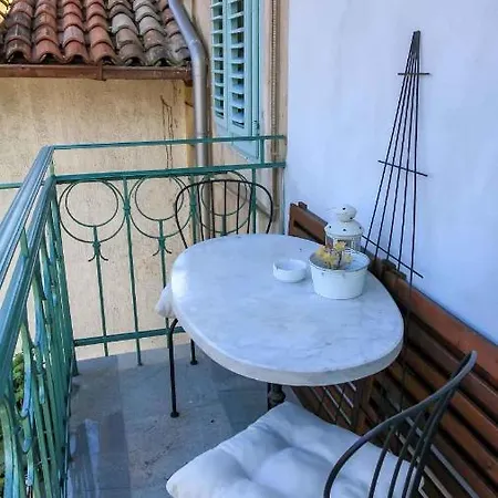 In 15142 Apartment